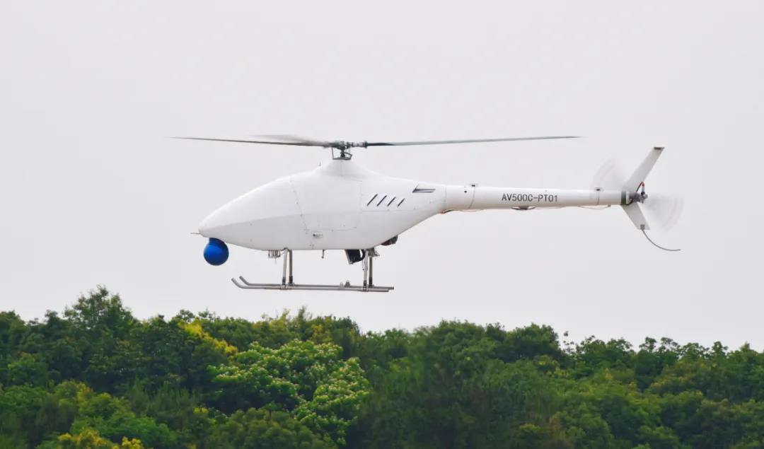 5月20日，航空工業研制的AR500C高原型無人直升機成功首飛，填補了我國高原型無人直升機領域的空白。當天下午3時30分，指揮員下達首飛指令，AR500C高原型無人直升機拔地而起后垂直爬升，以矯健身姿先后完成了前后飛行、左右側飛、懸停回轉、機動飛行等科目，飛行約20分鐘后平穩落地，數據顯示無人直升機狀態良好，首飛正式宣告成功。