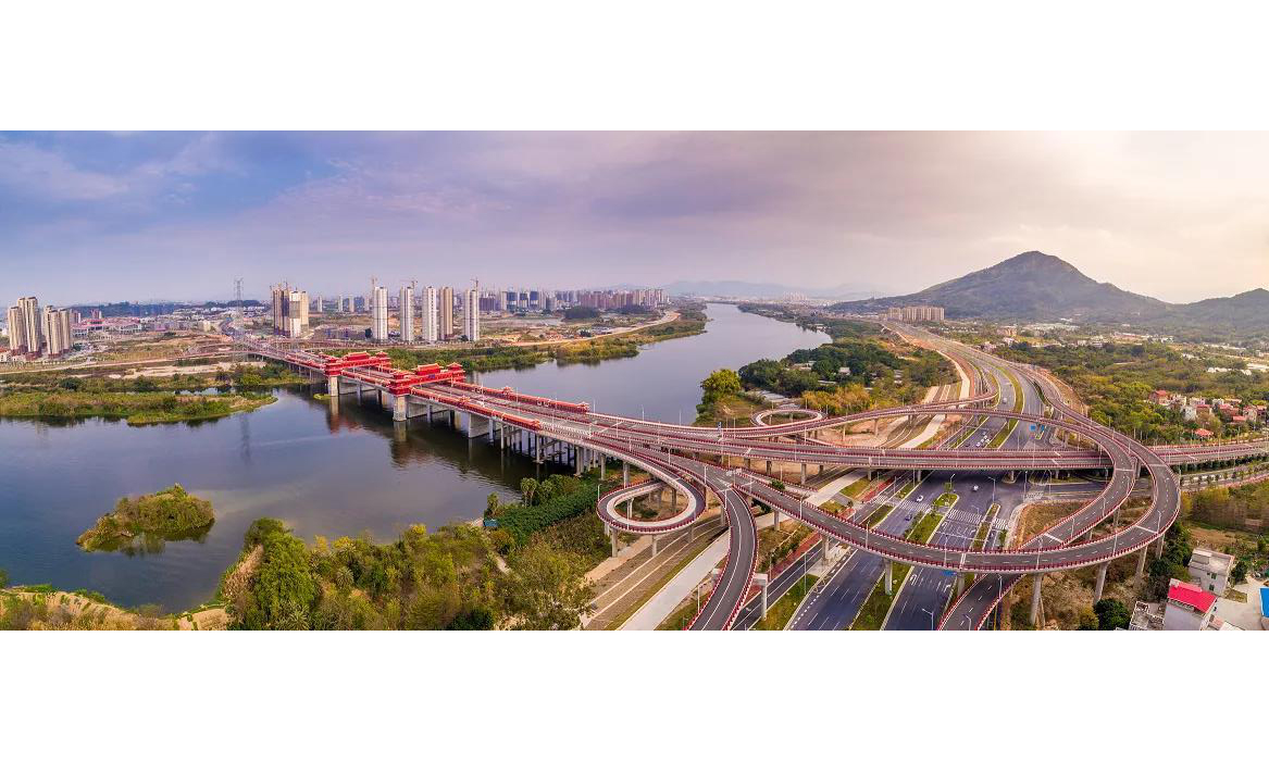 圖為福建漳州金峰大橋全景。