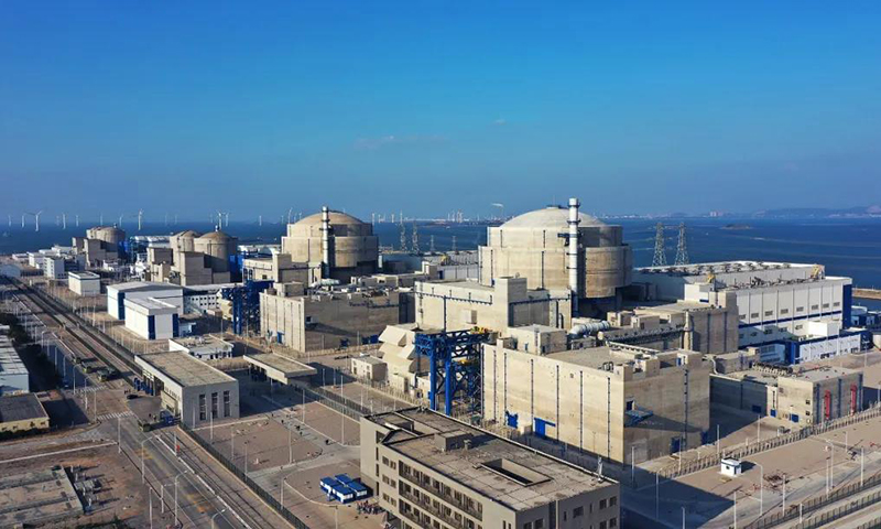 中核集團福清核電6號機組首次并網成功，開始向電網送出第一度電，成為全球第三臺、我國第二臺華龍一號并網發電機組。