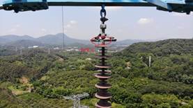 說明: 說明: \\10.124.200.62\0703增城站\ZC-04增城巡維站各類報表\3--輸電線路跳閘報表\輸電線路跳閘報表\輸電線路跳閘報表2018\2019-08-07-110kV廟朱線#46B相、110kV寧廟甲線#62(現70號)B、A相(同塔同跳)\廟朱線#46塔B相跳線合成絕緣子均壓環.JPG